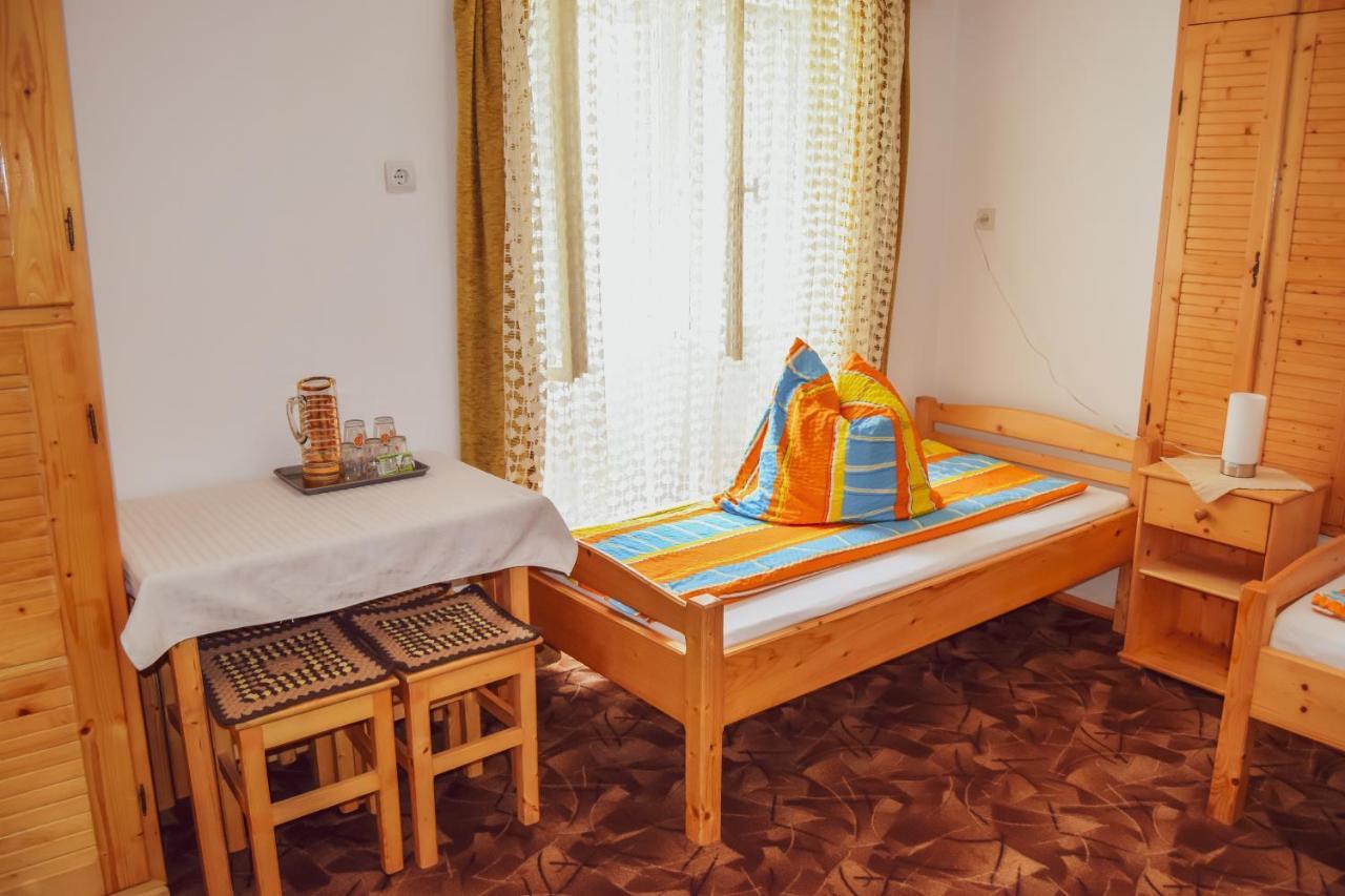 Casa De Vacanta Harsfa Vendeghaz Риметя Экстерьер фото